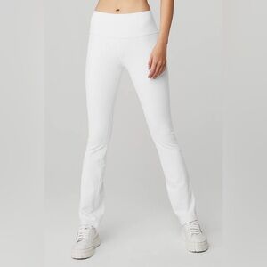 Airbrush High-Waist 7/8 Bootcut Legging - White